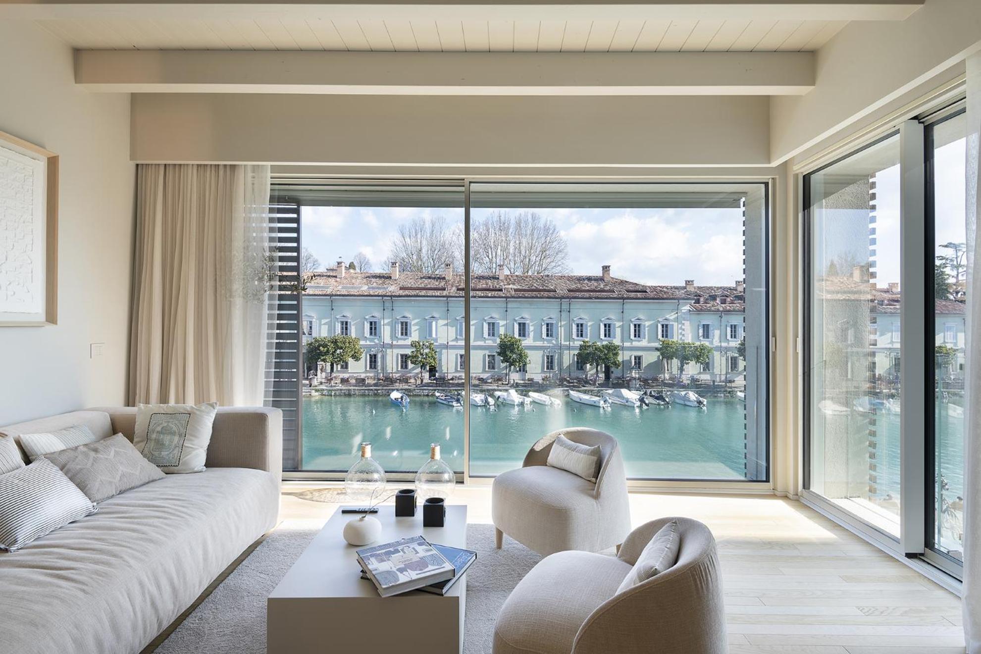 Palazzo Cordigero - Apartments Пескьера-дель-Гарда Экстерьер фото