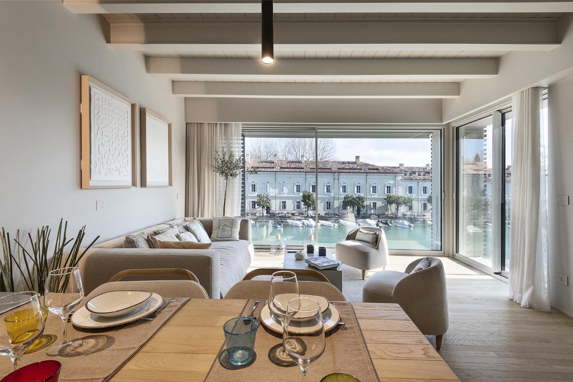 Palazzo Cordigero - Apartments Пескьера-дель-Гарда Экстерьер фото